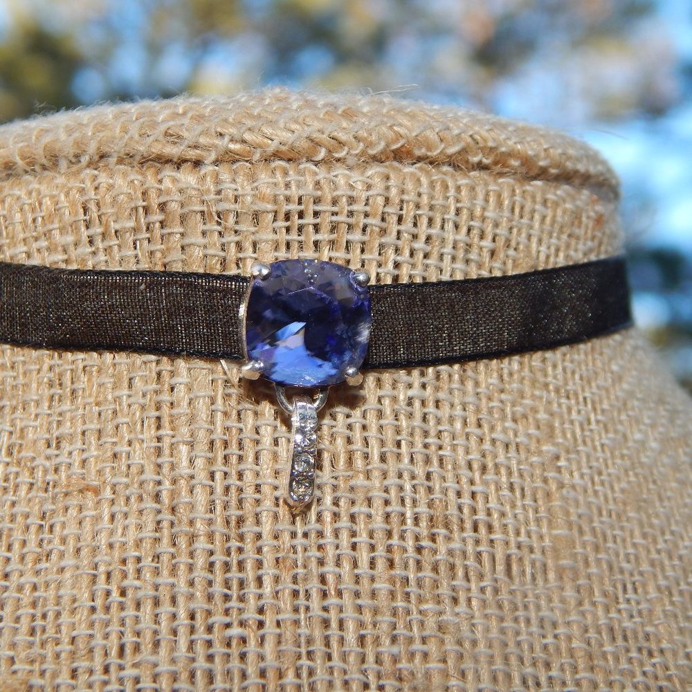 <3 UpCycled Jeweled Choker Ribbon <3
